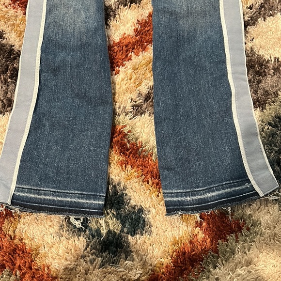 VERONICA BEARD Carolyn High Rise Baby Boot Jeans - Picture 8 of 8